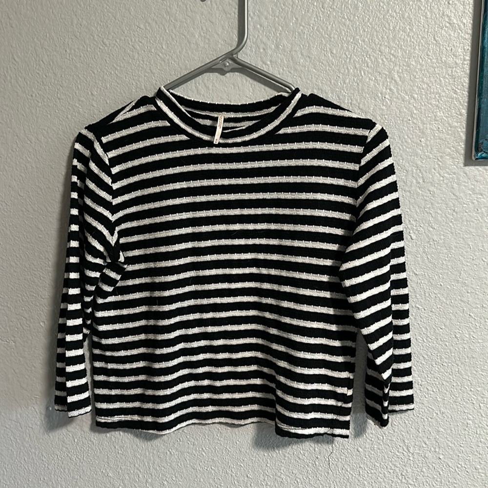 Free People Sweater Size Medium
